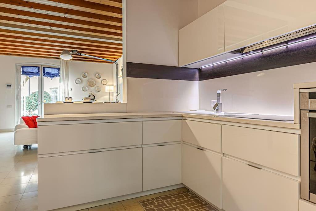 Three Floors Home Венеция Екстериор снимка